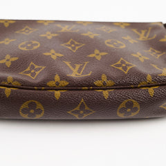 Louis Vuitton Pochette Accessories Monogram