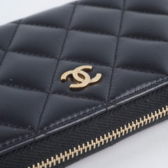 Chanel Medium Zippy Wallet Lambskin Black