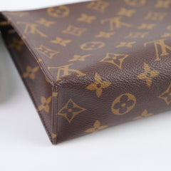 Louis Vuitton Toiletry Pouch 19 Monogram