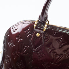 Louis Vuitton Alma PM Vernis Amarante