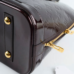 Louis Vuitton Alma PM Vernis Amarante