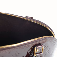 Louis Vuitton Alma PM Vernis Amarante