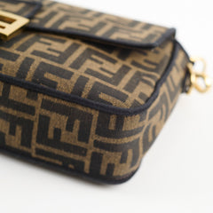 Fendi Medium Baguette Zucca Brown