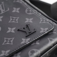 Louis Vuitton District PM Monogram Eclipse