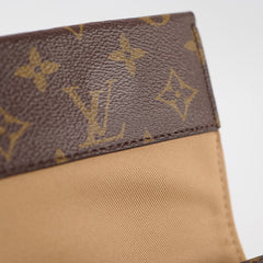 Louis Vuitton Cluny MM Monogram Microchip