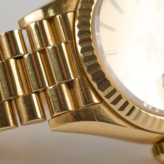Rolex Lady Datejust 26MM Gold Watch