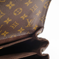 Louis Vuitton Pochette Metis Monogram