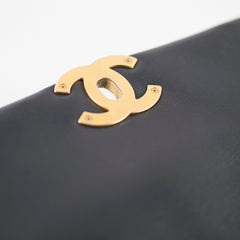 Chanel 19 Small Goatskin Black