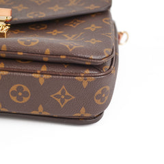 Louis Vuitton Pochette Metis Monogram