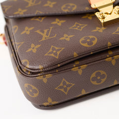 Louis Vuitton Pochette Metis Monogram