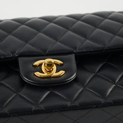 Chanel Classic Flap Medium Lambskin Black