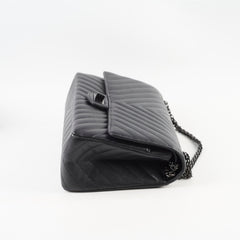 Chanel Reissue 2.55 226 Chevron Black