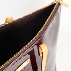 Louis Vuitton Bellevue GM Amarante Vernis + Bag Charm