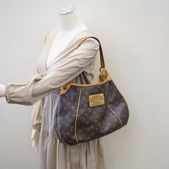 Louis Vuitton Galleria PM Monogram