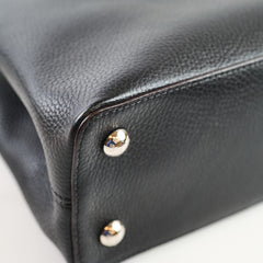 Louis Vuitton Capucines MM Black
