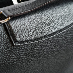 Louis Vuitton Capucines MM Black