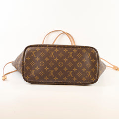 Louis Vuitton Neverfull MM with Pouch