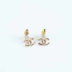 Chanel Flower CC Stud Earrings