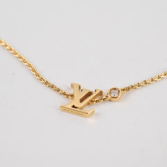 Louis Vuitton Isylle Blossom LV Pendant 18k Gold