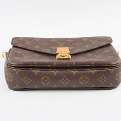 Louis Vuitton Pochette Metis Monogram