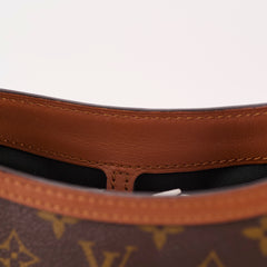 Louise Vuitton Dauphine Hobo PM Reverse Monogram Reverse