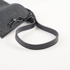 Louis Vuitton Steamer Wearable Wallet Empriente Microchip Black