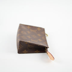Louis Vuitton toiletry 15 monogram Pouch Clutch