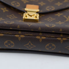 Louis Vuitton Pochette Metis Monogram