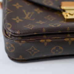 Louis Vuitton Pochette Metis Monogram
