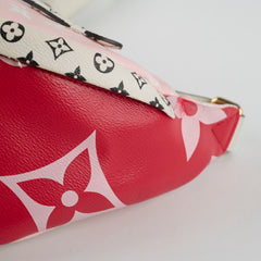 Louis Vuitton Bumbag Monogram Giant Red/Pink