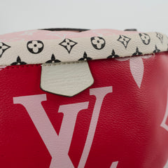 Louis Vuitton Bumbag Monogram Giant Red/Pink