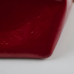 Louis Vuitton Bellevue PM Vernis Red