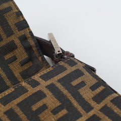 Fendi Baguette Medium Zucca