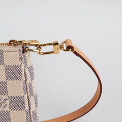 Louis Vuitton Pochette Damier Zur