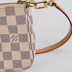Louis Vuitton Pochette Damier Zur