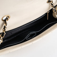Chanel Filigree Caviar Flap Cream