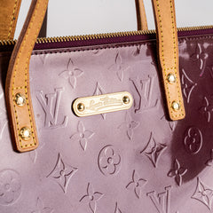 Louis Vuitton Vernis Bellevue PM Shoulder Bag