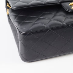 Chanel M/L Classic Flap Lambskin Black - 2026