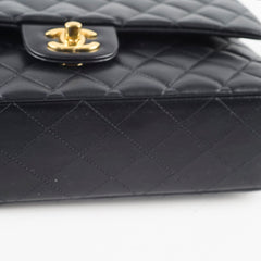 Chanel M/L Classic Flap Lambskin Black - 2026