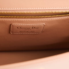Christian Dior 30 Montaigne Beige