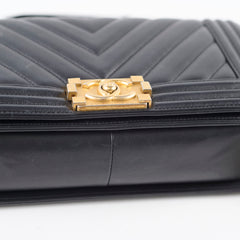 Chanel Old Medium Chevron Lambskin Series 25