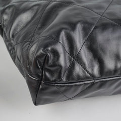 Chanel Small 22 Bag So black