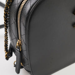 Chanel vanity quited CC black