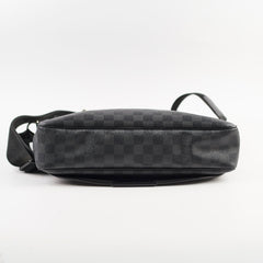 Louis Vuitton Damier Graphite MM