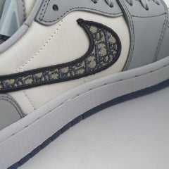 Dior x Air Jordan US Size  42 Retro Low Sneakers