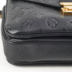 Louis Vuitton Metis Pochette Black