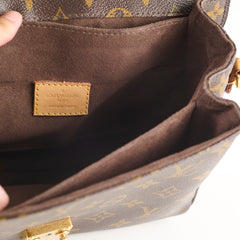 Louis Vuitton Pochette Metis Monogram