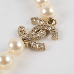 Chanel CC Logo Pearl Necklace