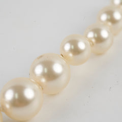 Chanel CC Logo Pearl Necklace