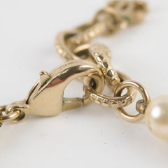 Chanel CC Logo Pearl Necklace